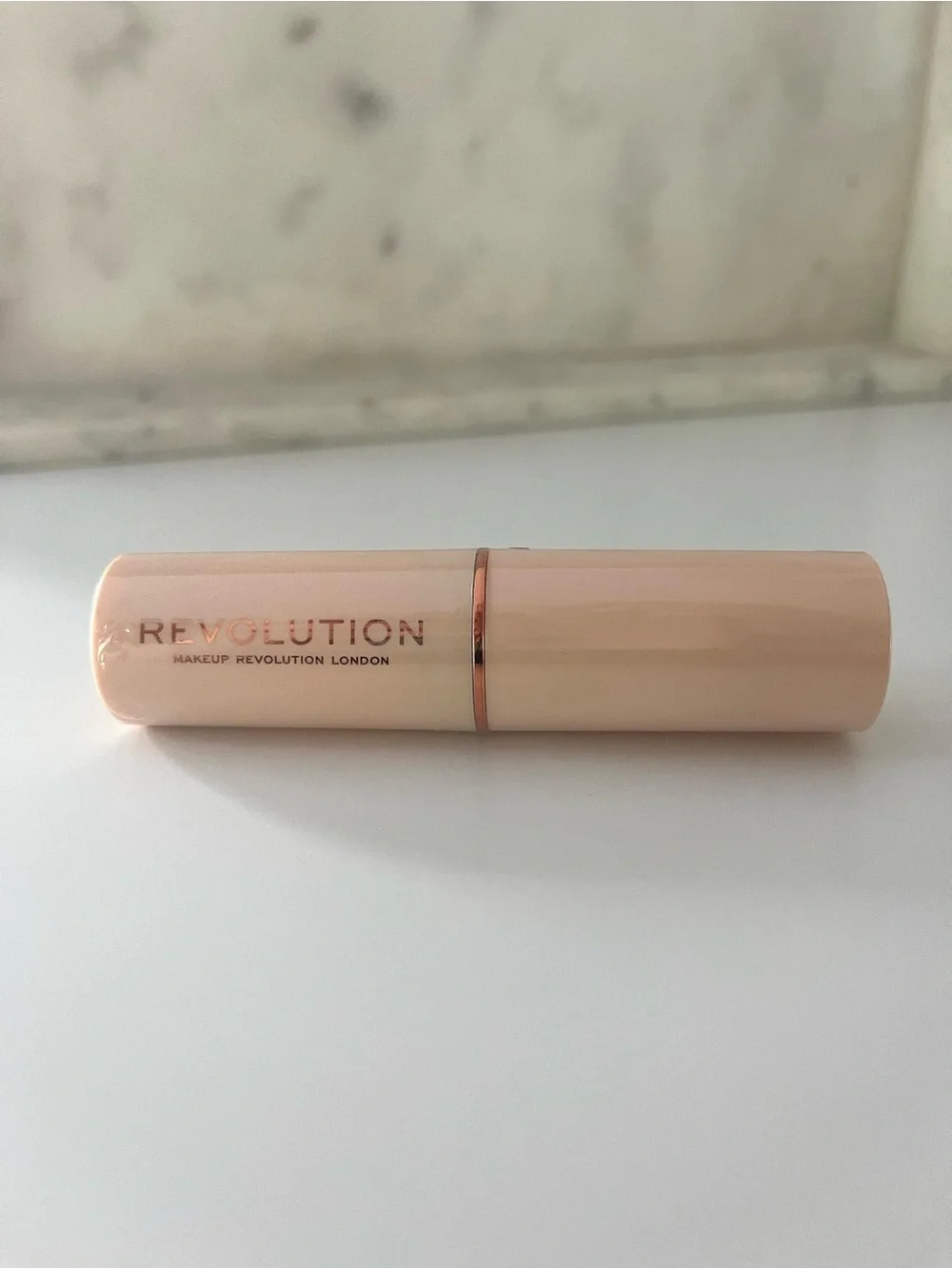 Makeup Revolution London, Fast Base Stick Foundation NWT, F12 Dark Brown